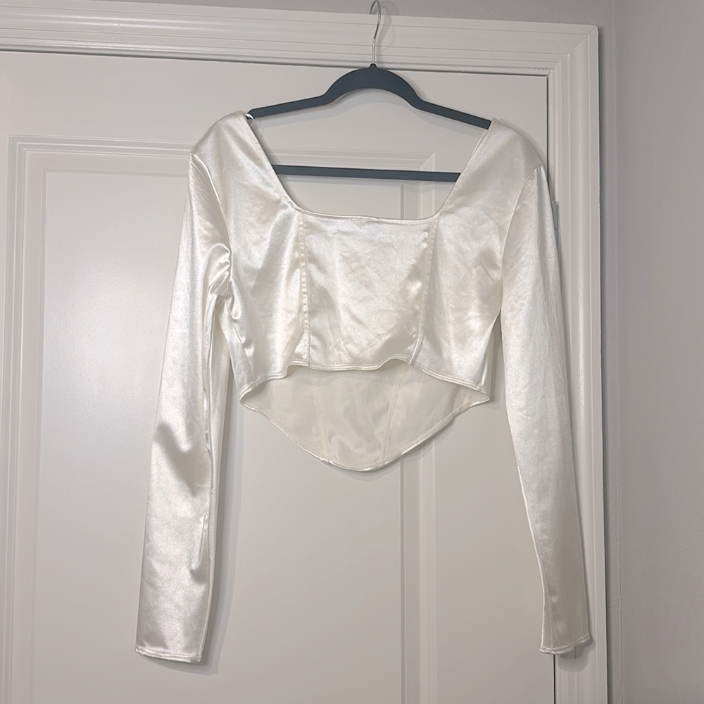 H&M Divided Collection Top - Picture 2 of 3